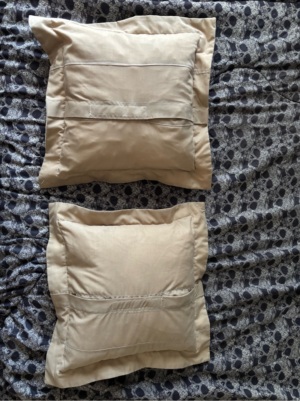 2 Handmade pillows 14 x 14 removable covers Pillows included - Picture 5 of 8